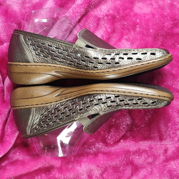 Rieker's Anti-stress Shoes - Picture 2 of 7